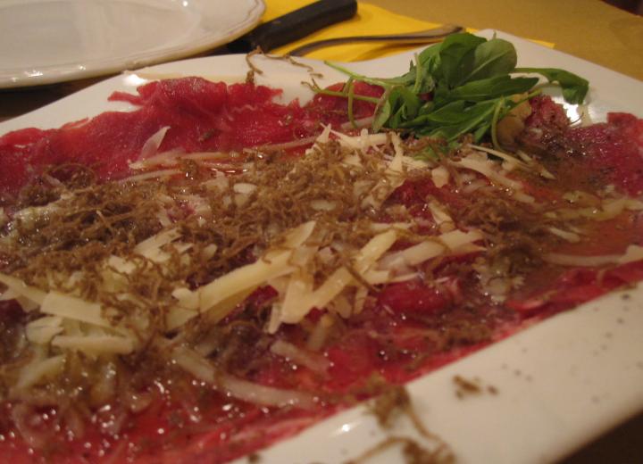 Carpaccio al tartufo